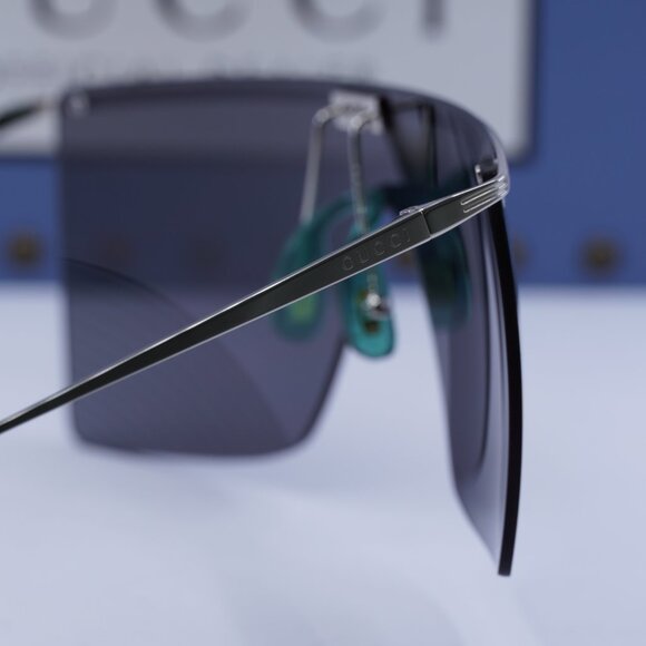 Gucci GG1096S 001 Shield Sunglasses - Silver/Grey - Picture 12 of 12